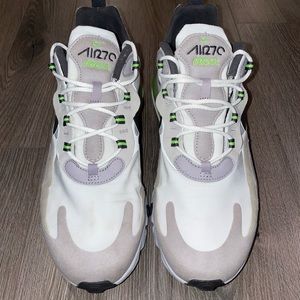 Mens Nike Air Max 270 React Shoes